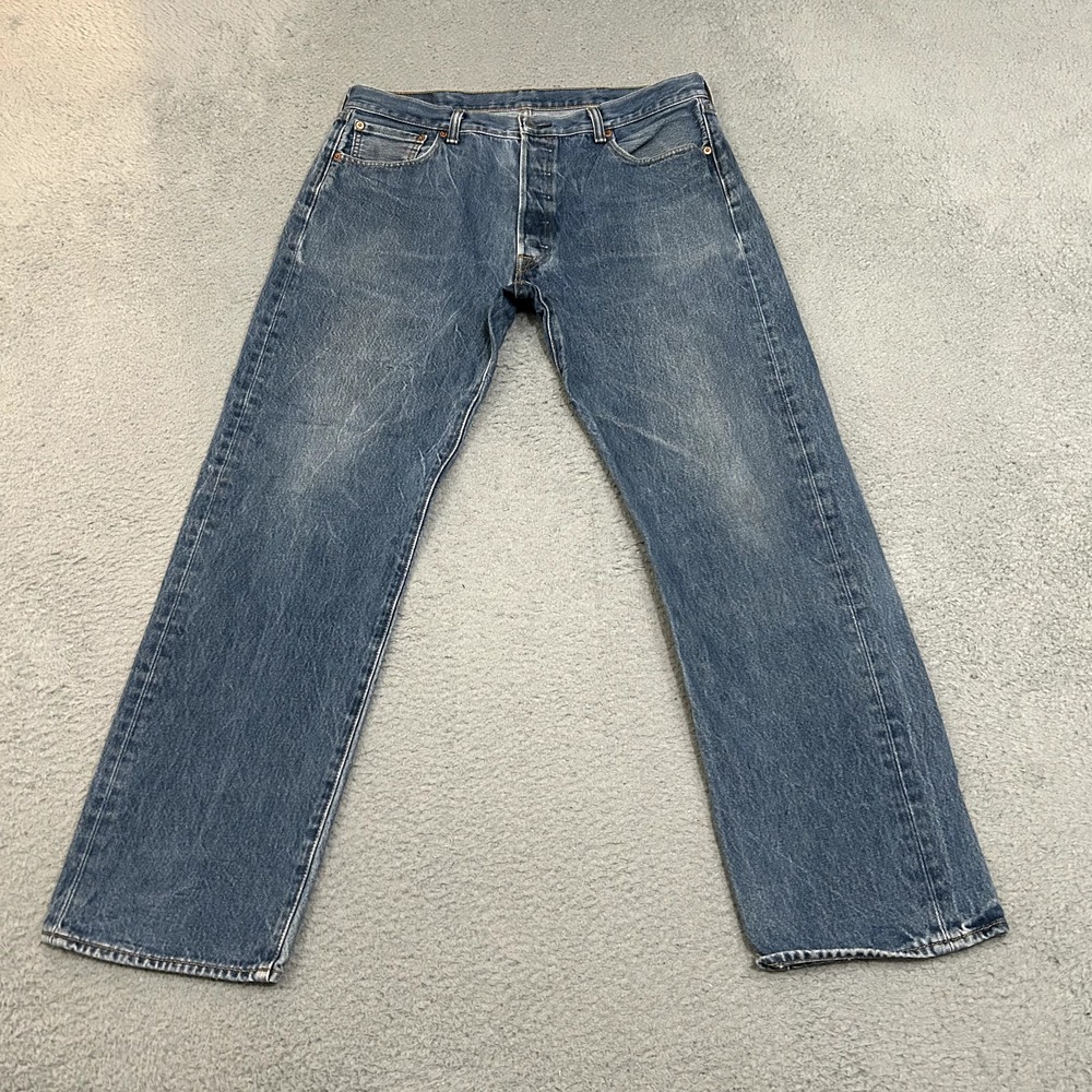 Levis Jeans Mens 38x34 Blue Denim 501 Straight Button‎ Fly American Medium Wash